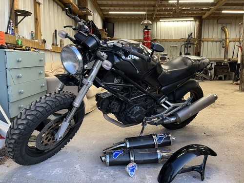 Ducati monster m600 dark - monster,