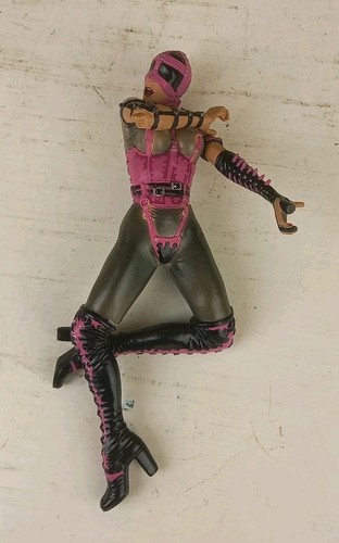 Mcfarlane monsters twisted - mcfarlane's,