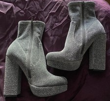 Silver Boots (platform -