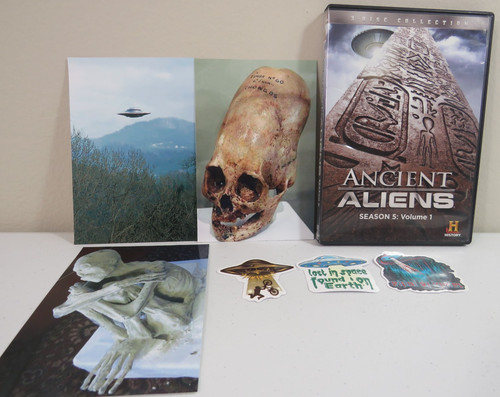 Ufo collector bundle - collector's,