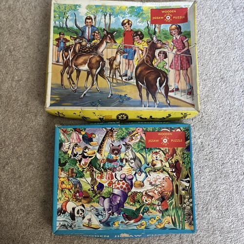 Vintage wooden zoo and - vintage,