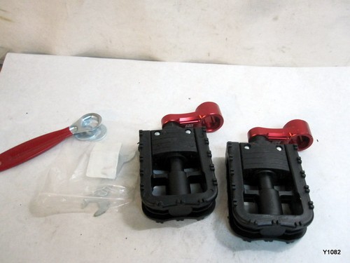 Left right folding - left,