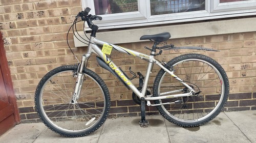 Giant inches wheels bicycle - giant,