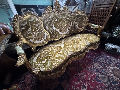 Victorian sofa couch - victorian,