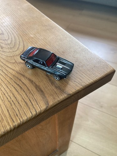 Hot wheels 1967 camaro black - ,