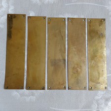 1 VINTAGE RECLAIMED BRASS DOOR FINGER PLATE  MEASUREMENTS DIFFER SLIGHTLY