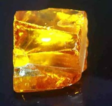 600 00ct yellow sapphire - 600.00ct,