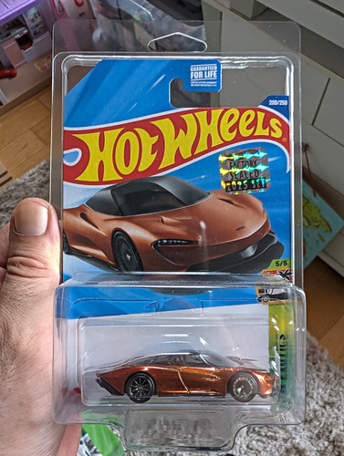 Hot wheels factory sealed - hot,