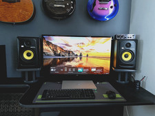 Desktop Studio Monitor
