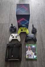 Xbox Series X (1TB) - Black -