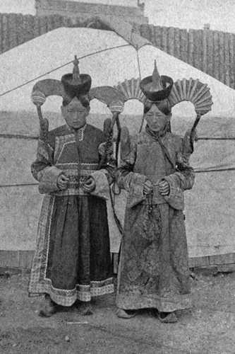 Mongol women beside - mongol, a