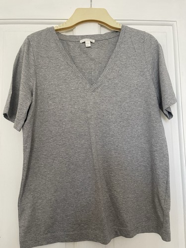 Cos light grey - v, neck