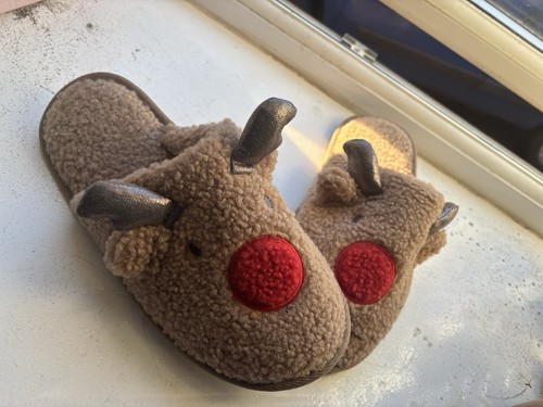 George reindeer teddy - reindeer, slippers