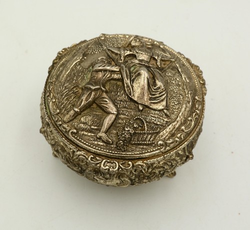 Vintage round silver plate - round,