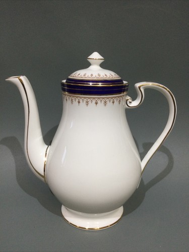 Aynsley bone china - bone,