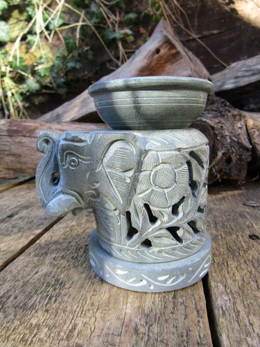 Fair trade hand - hand, elephant