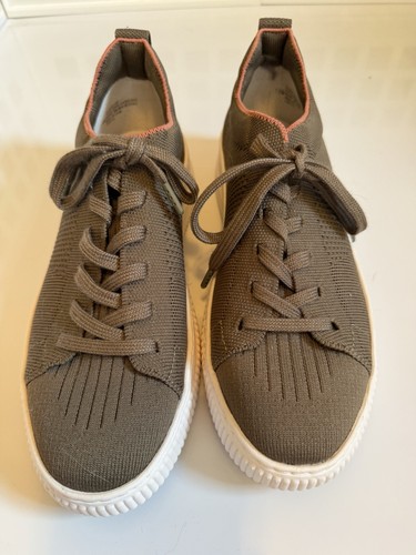 Women size 5 - women’s,