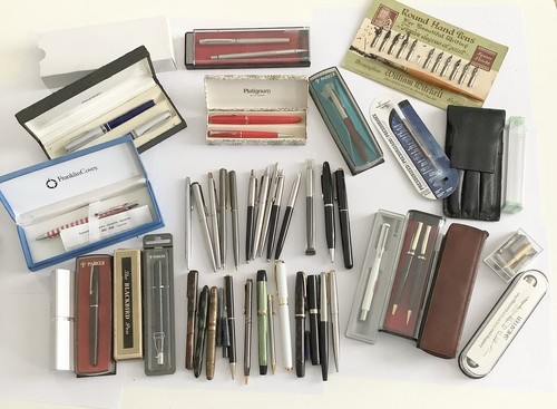 Job lot fountain - job, pens