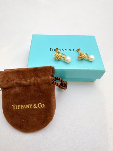 Tiffany signature pearl - &, co.