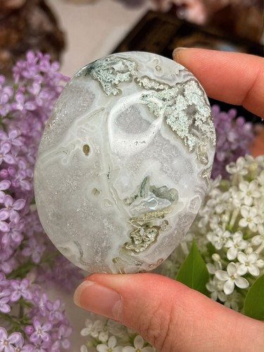 Moss agate chubby palm - agate,