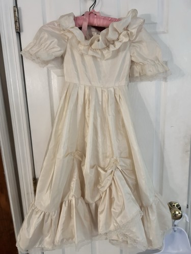 Vtg ivory prairie - ,
