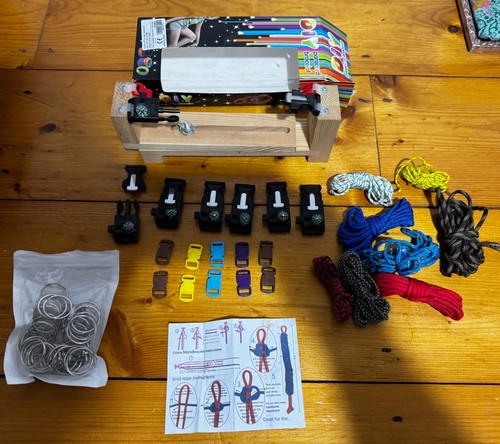 Diy jig solid wood - solid, paracord
