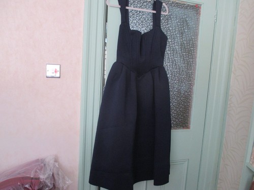 Square neck corset fit and - square,