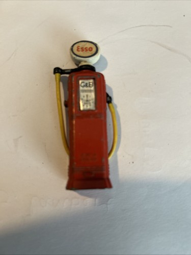 Vintage lead crescent esso - crescent,