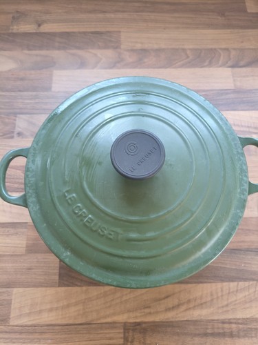 Creuset cast iron - cast, casserole