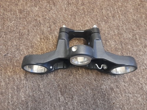 Aprilia tuono 660 top - aprilia, yoke