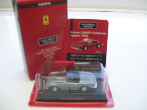 Kyosho ferrari 250 - 1/64,