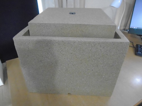 Stone effect resin square