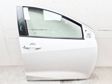 TOYOTA YARIS MK4 XP210 DOOR