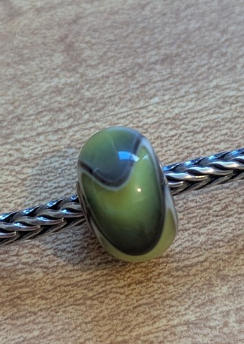 Authentic retired trollbeads - authentic,