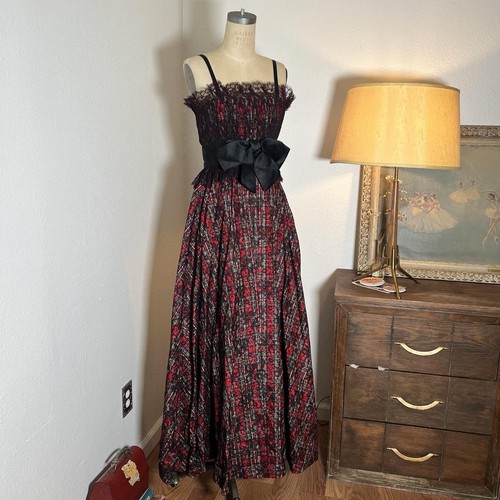 True vintage geoffrey beene - vintage,
