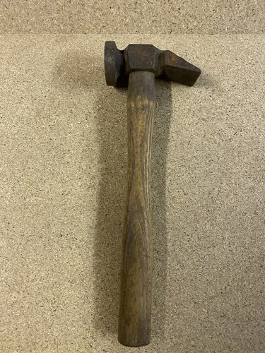 Unusual hammer - unusual,