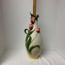 Graff Porcelain Tulip Vase 18