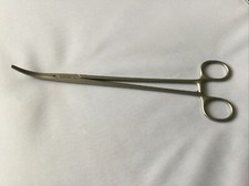 AESCULAP BH33R Stainless Steel Locking Forceps  Serrated Jaws Surgical Pliers