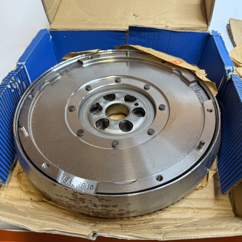 Sachs dual mass flywheel fits - flywheel,