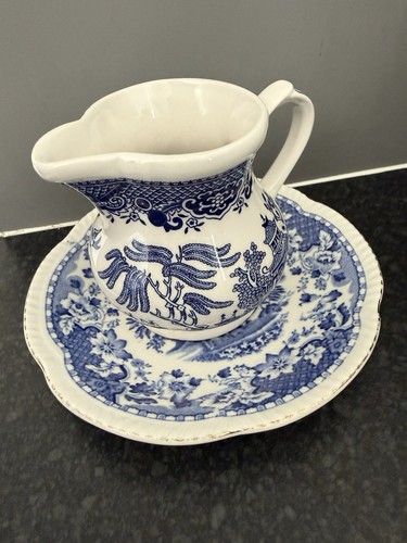 Churchill the classic blue - the,