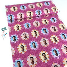 Quilting Cotton Robert Kaufman Frida Kahlo Flower Frames Pink (Per Metre)