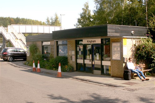 Photo 6x4 kingham station - photo,