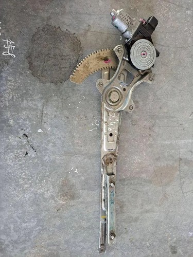 Mitsubishi space star door - space,