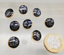 8 x Gold-Tone Metal with Black
