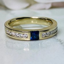 Natural blue sapphire - blue,