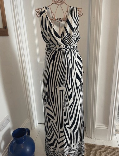 Black white zebra - &, print
