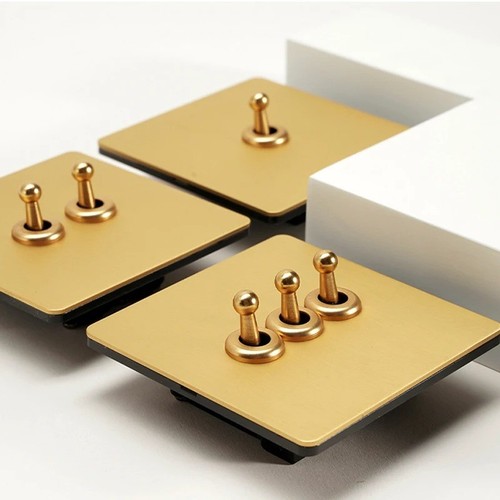 Gold vintage toggle - vintage,