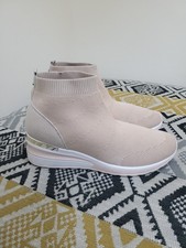 Pink Dune London Elio Laceless
