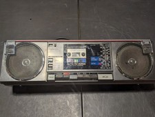 TOSHIBA RT-SF5 AM/FM CASSETTE