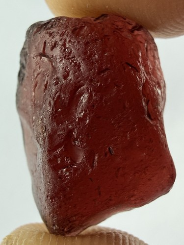 Natural garnet - 17.7, ct